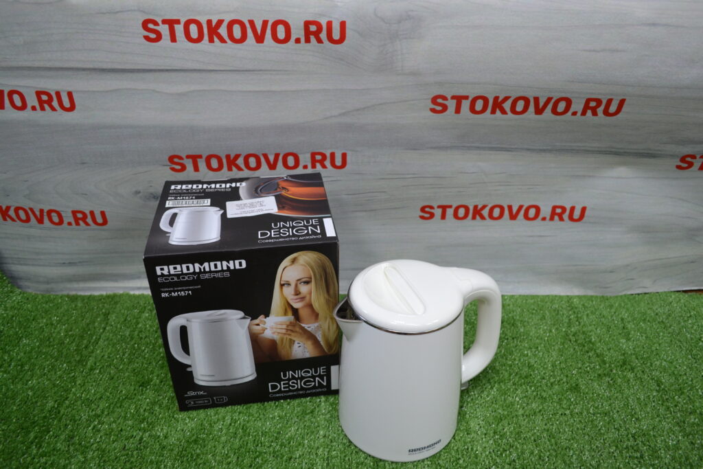 Электрический чайник REDMOND RK-M1571