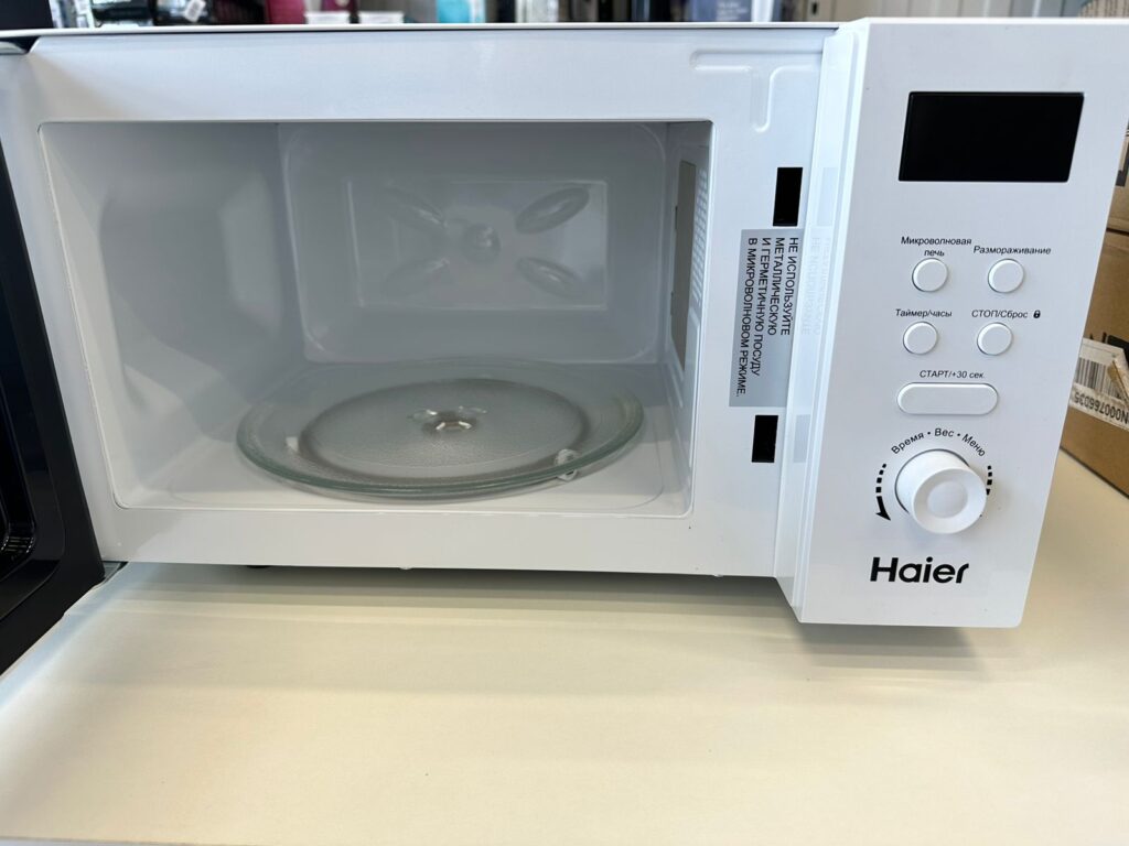 Микроволновая печь Haier HMX-DM207W