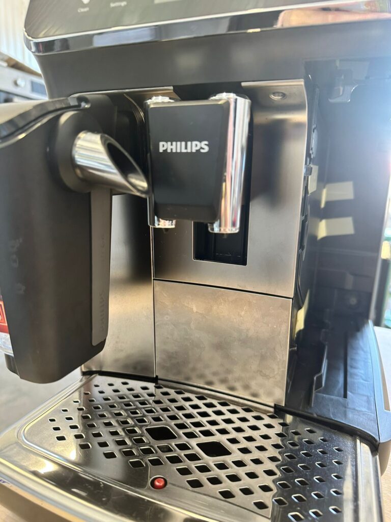 Кофемашина Philips Series 5400 EP5444