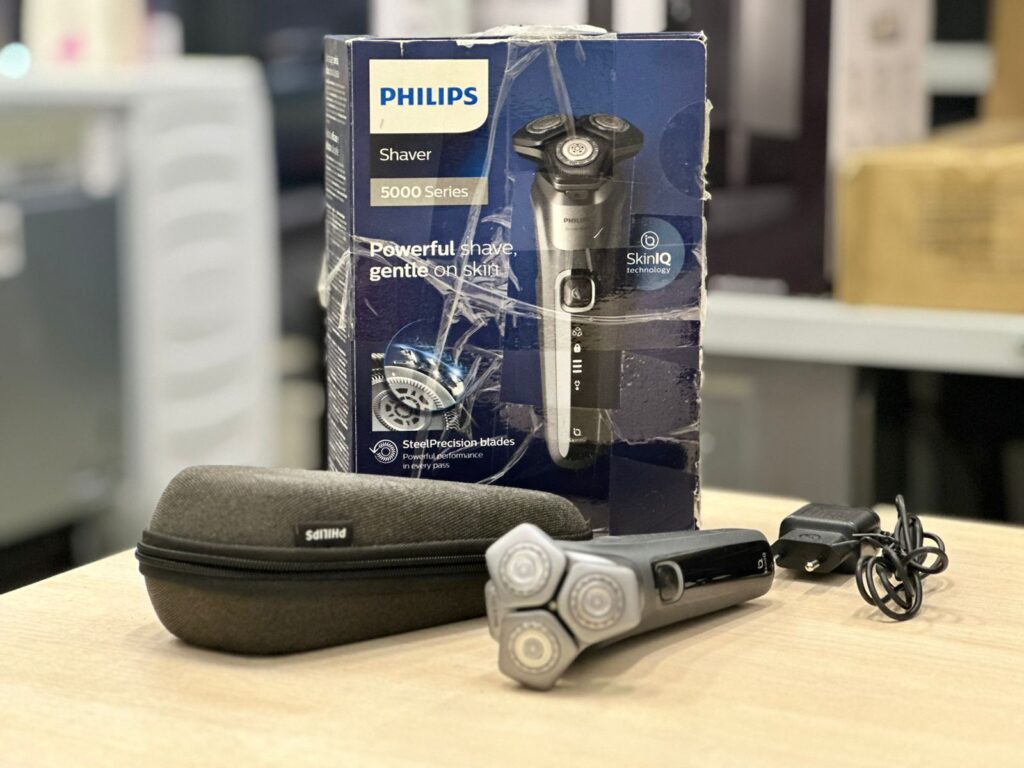 Электробритва Philips S5587/30 с технологией SkinIQ