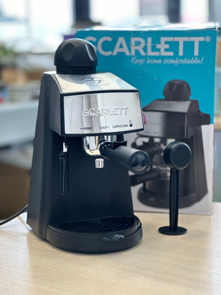 Кофеварка рожкового типа Scarlett SC-CM33004