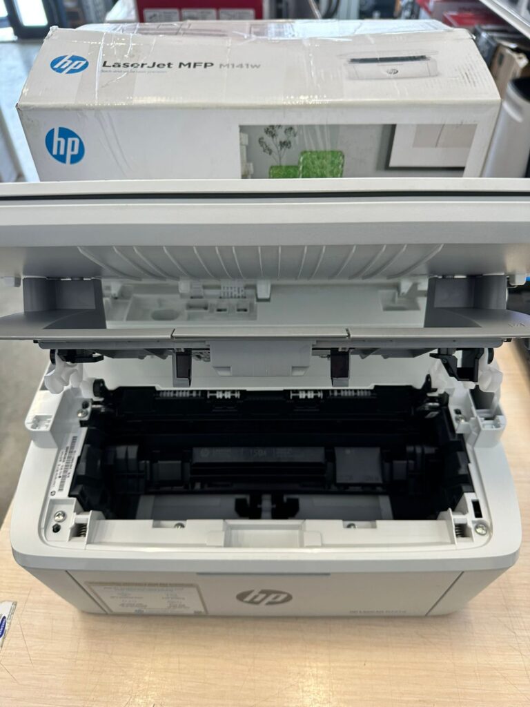 Лазерное МФУ HP LaserJet M141w (7MD74A)