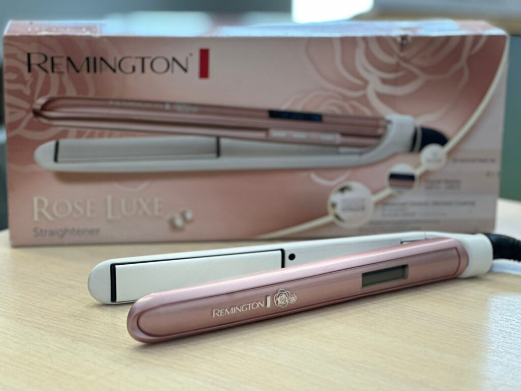Выпрямитель Remington Rose Luxe S9505