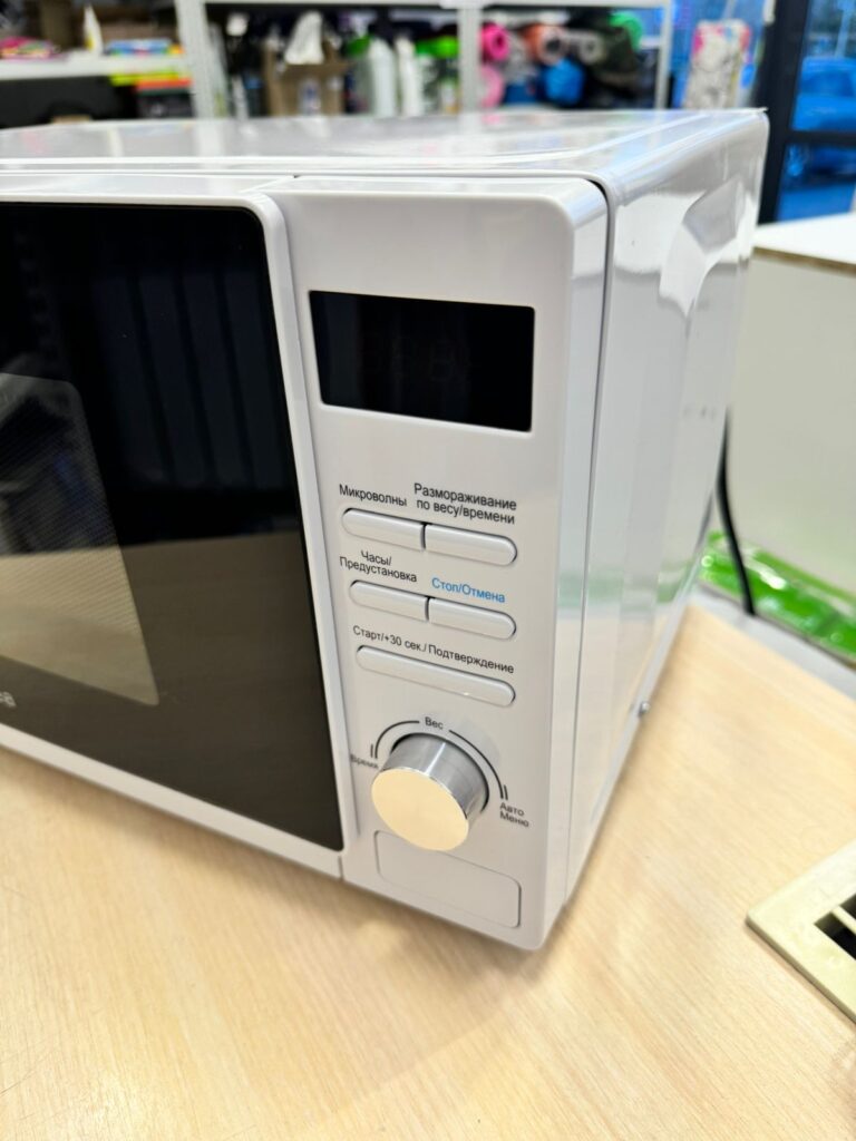 Микроволновая печь соло Midea AM720C4E-W