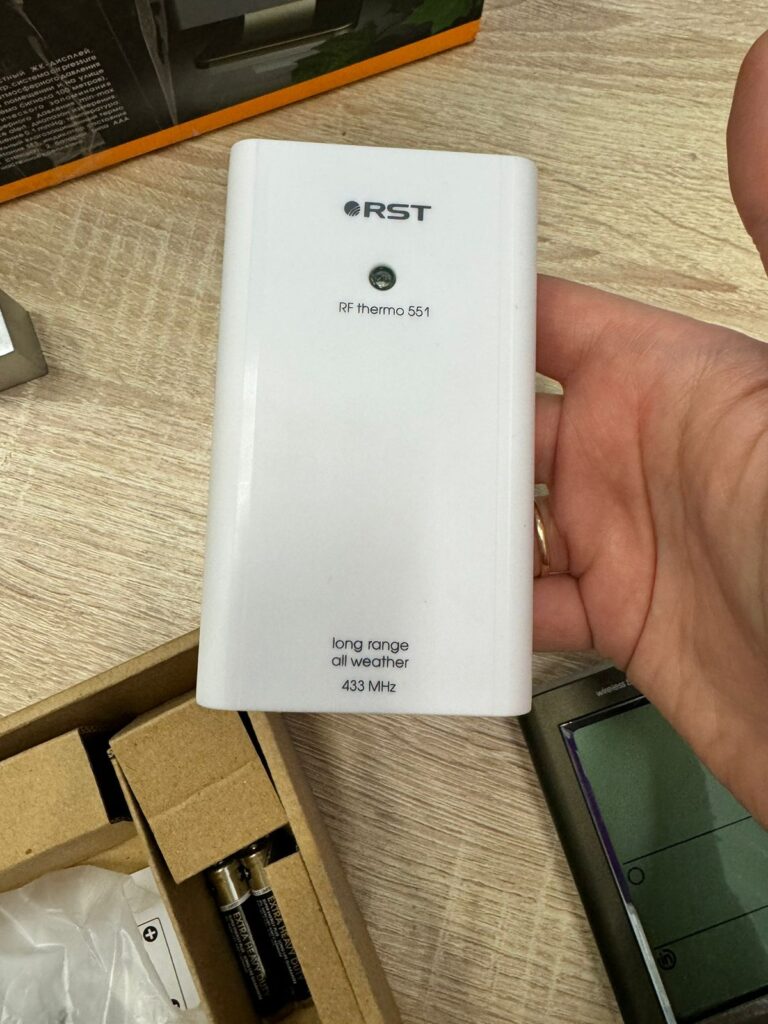 Метеостанция RST с цифровым барометром iQ555