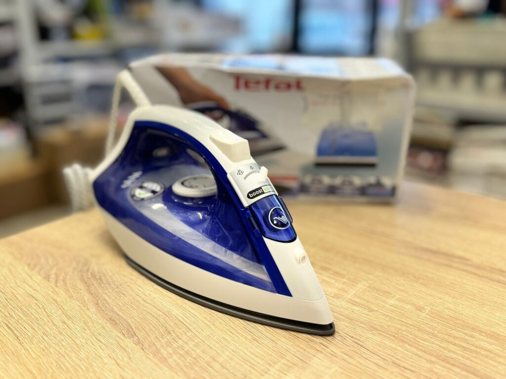 Утюг Tefal VIRTUO FV1711E0