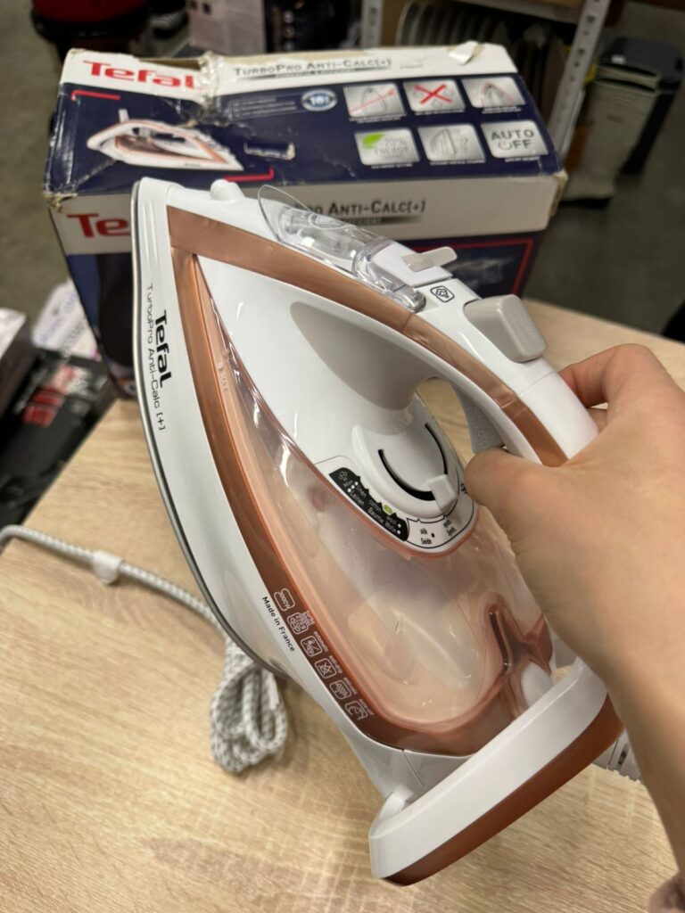 Утюг Tefal Turbo Pro FV5697E1