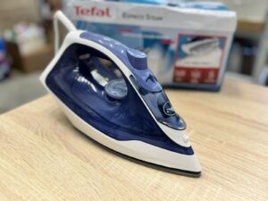 Утюг Tefal Express Steam FV2837E0