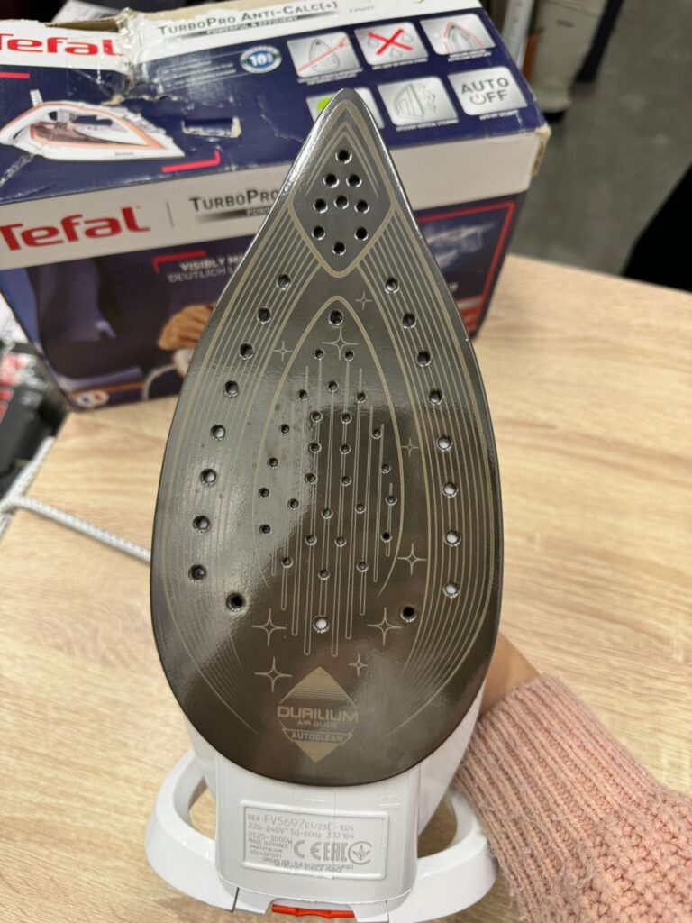 Утюг Tefal Turbo Pro FV5697E1