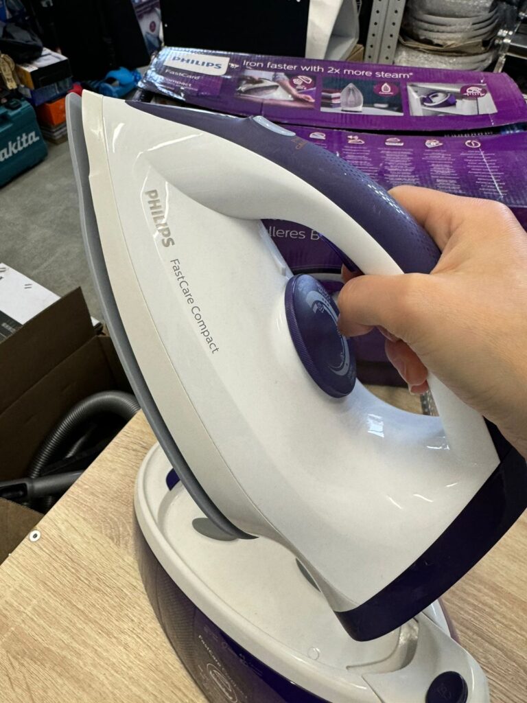 Парогенератор Philips GC6740