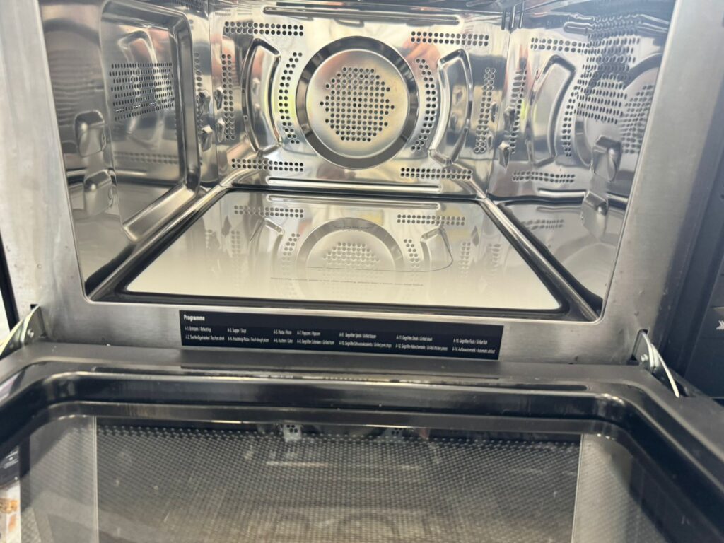 Микроволновая печь с грилем Caso IMCG 25 Inverter