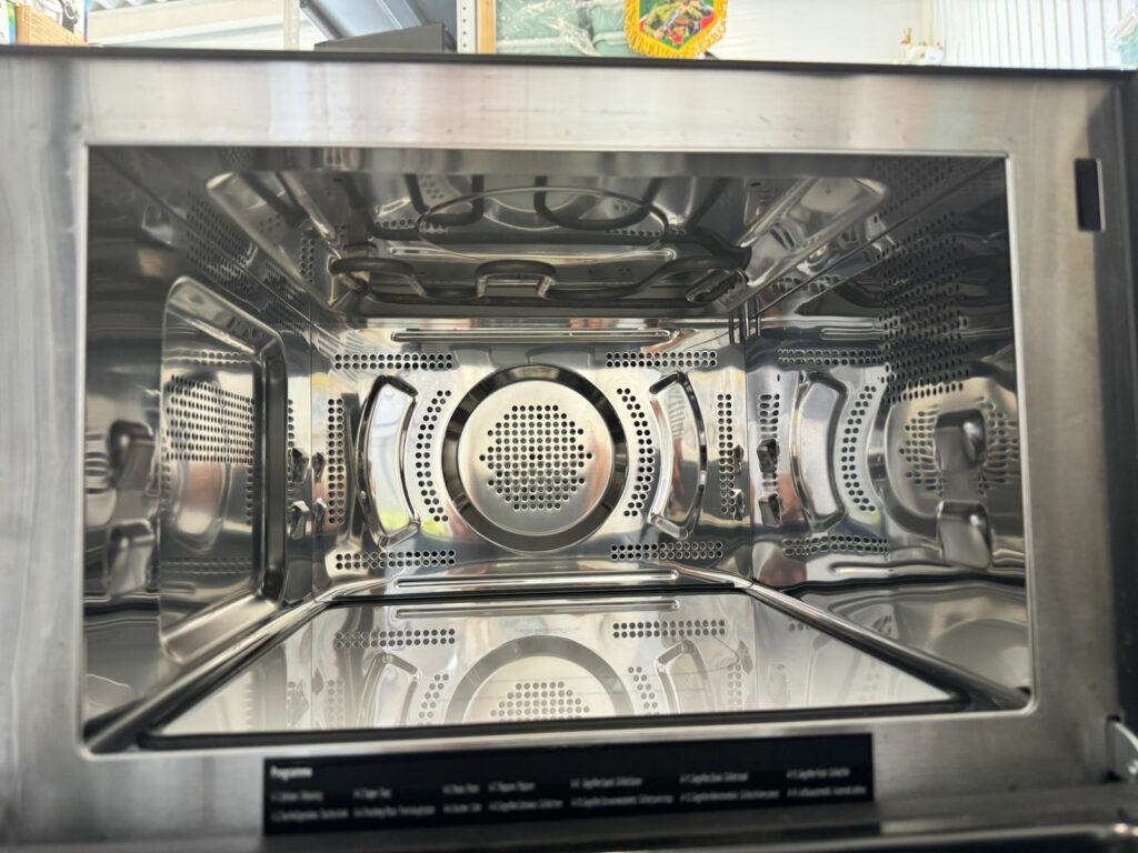 Микроволновая печь с грилем Caso IMCG 25 Inverter