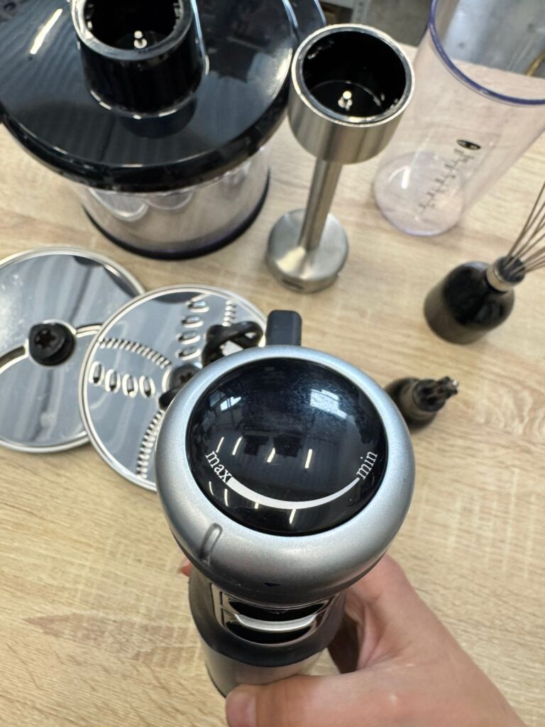 Погружной блендер Midea MC-BL801