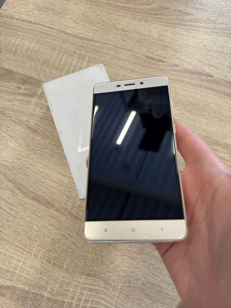 Смартфон Xiaomi Redmi 4A 16Gb Gold