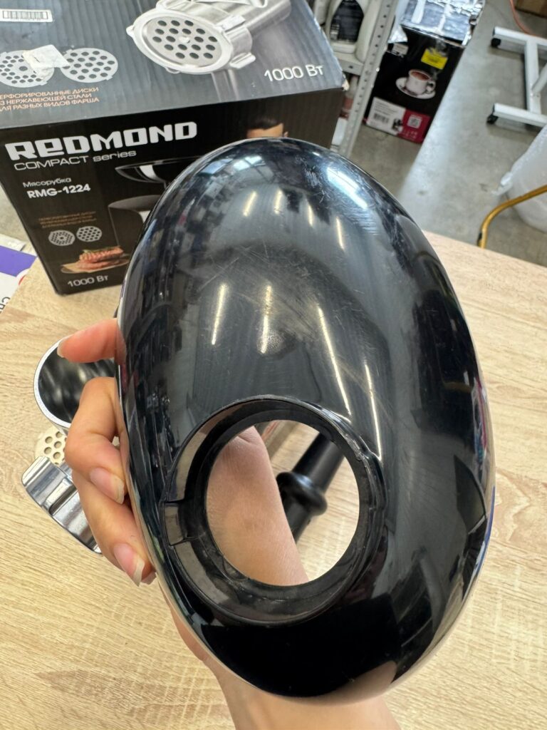 Электромясорубка Redmond RMG-1224 2