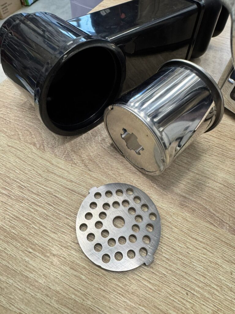 Мясорубка Vitek VT-3607 ST 3490