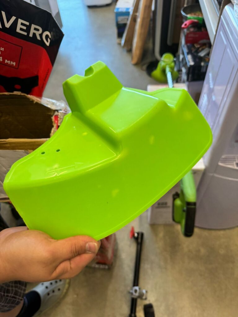 Электрический триммер REDVERG RD-EB1600