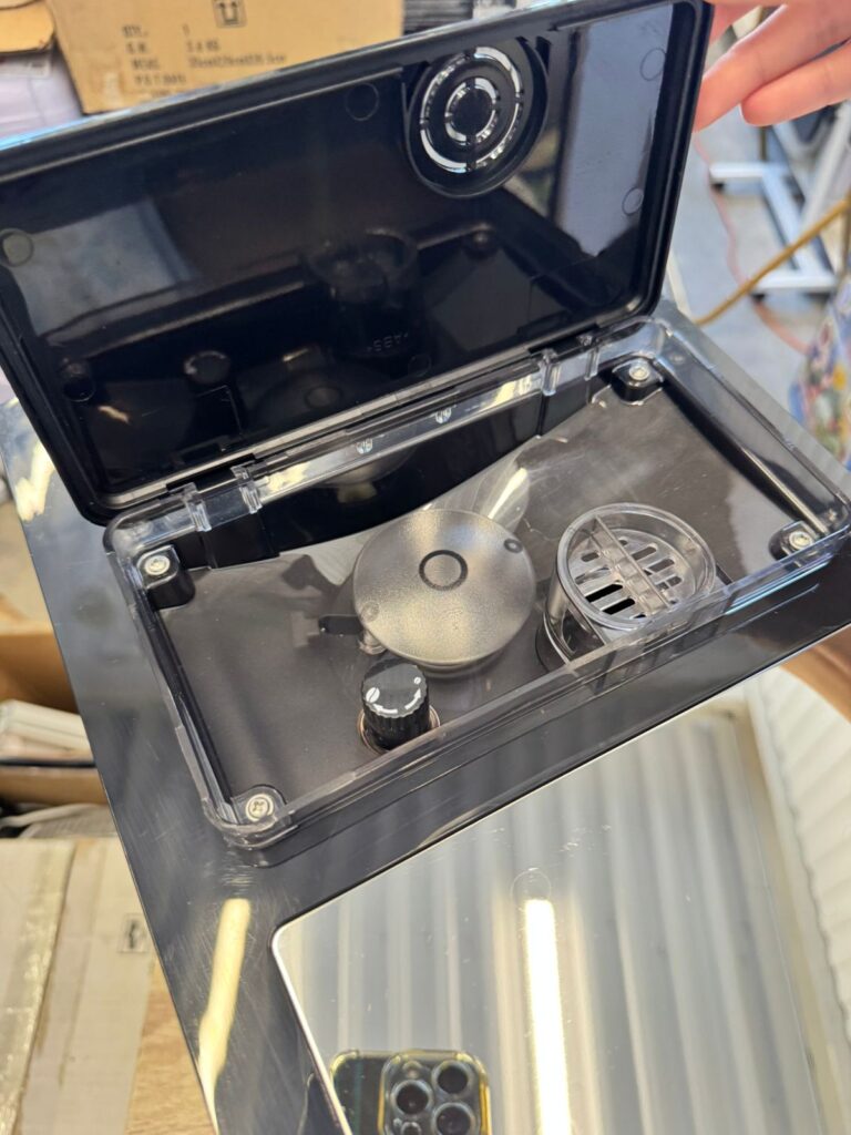 Кофемашина Polaris PACM 2060AC Черный
