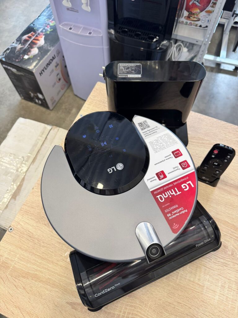 Робот-пылесос LG CordZero R9MASTER