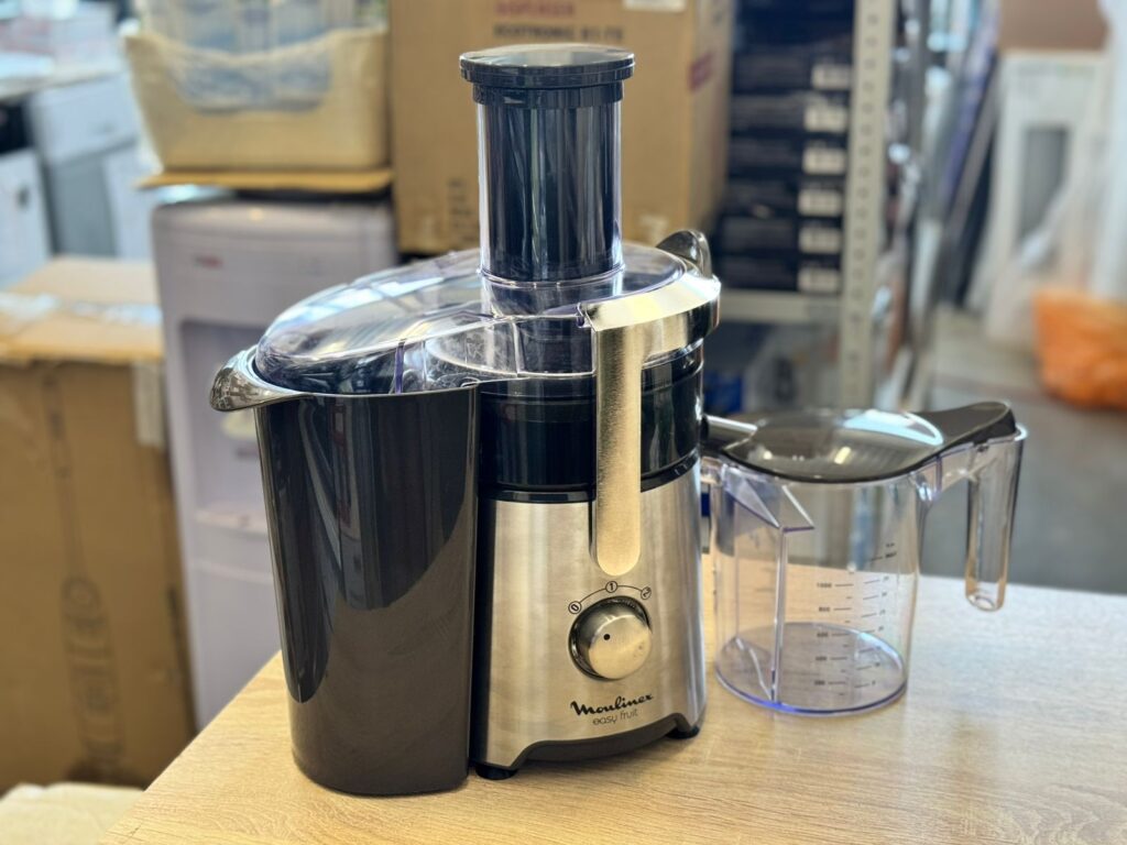 Соковыжималка Moulinex Easy Fruit JU610D10