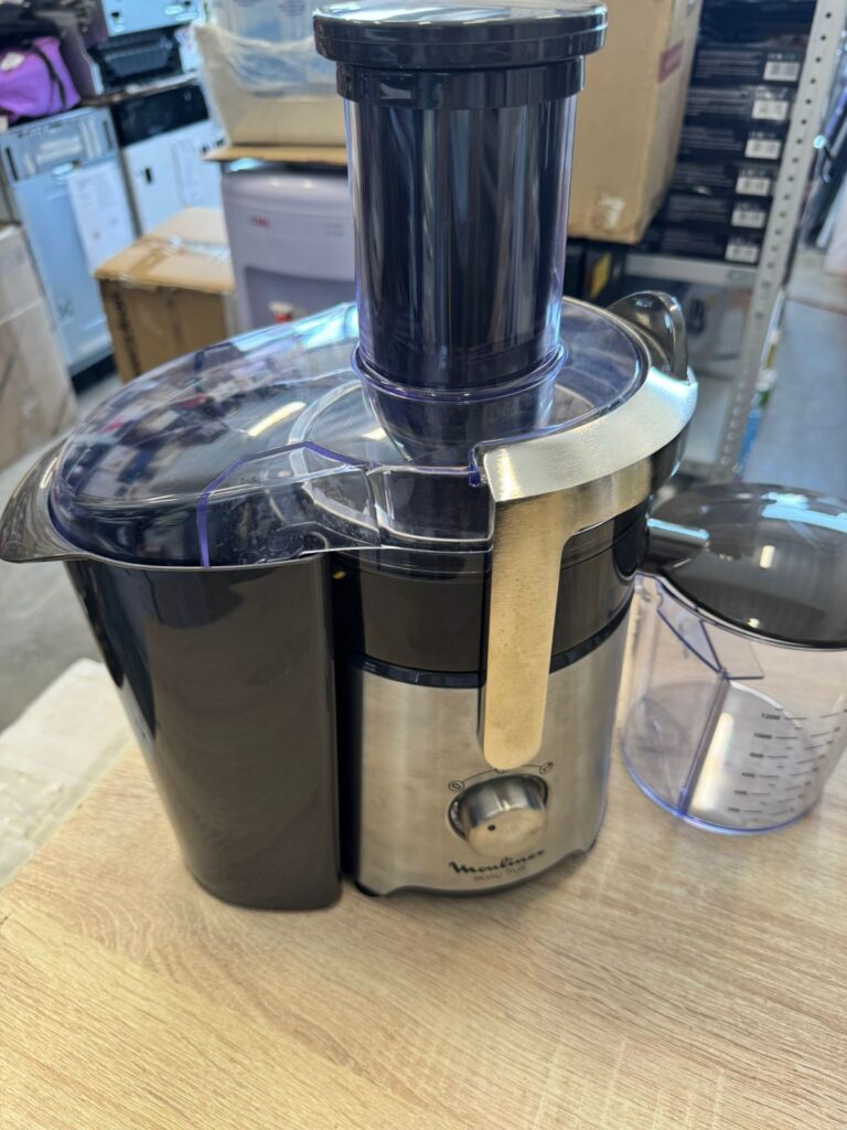 Соковыжималка Moulinex Easy Fruit JU610D10