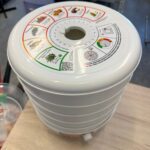 http://Сушилка%20для%20овощей%20и%20фруктов%20RENOVA%20DVN31-500