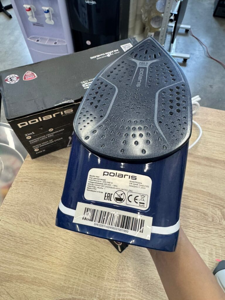 Утюг Polaris PIR 2444K