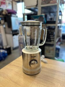 Блендер стационарный HAIER HB-500 серебристый