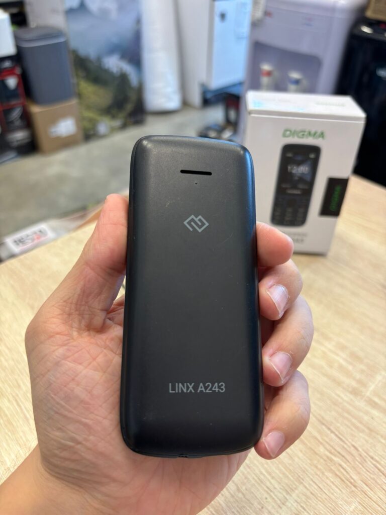 Сотовый телефон DIGMA LINX A243