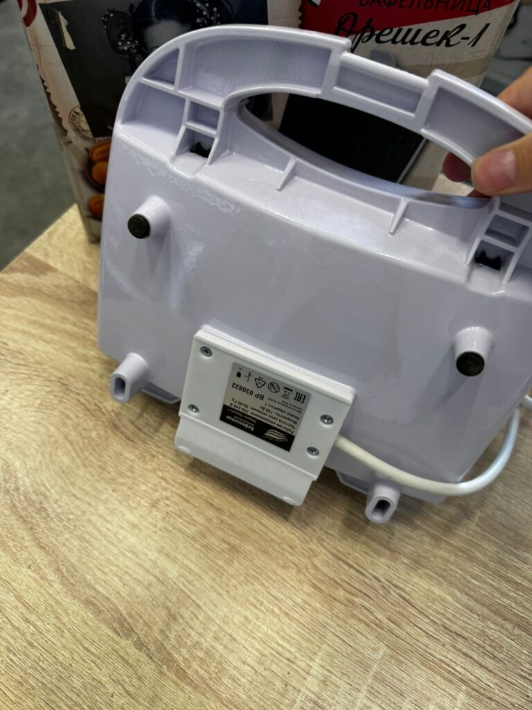 Вафельница Великие Реки Орешек-1