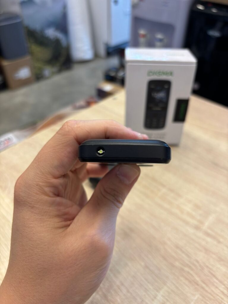 Сотовый телефон DIGMA LINX A243