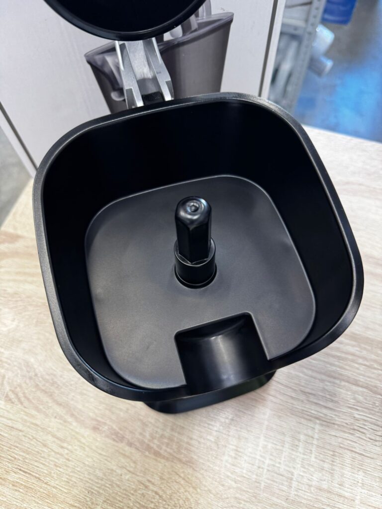Соковыжималка для цитрусовых Black+Decker BXCJ100E