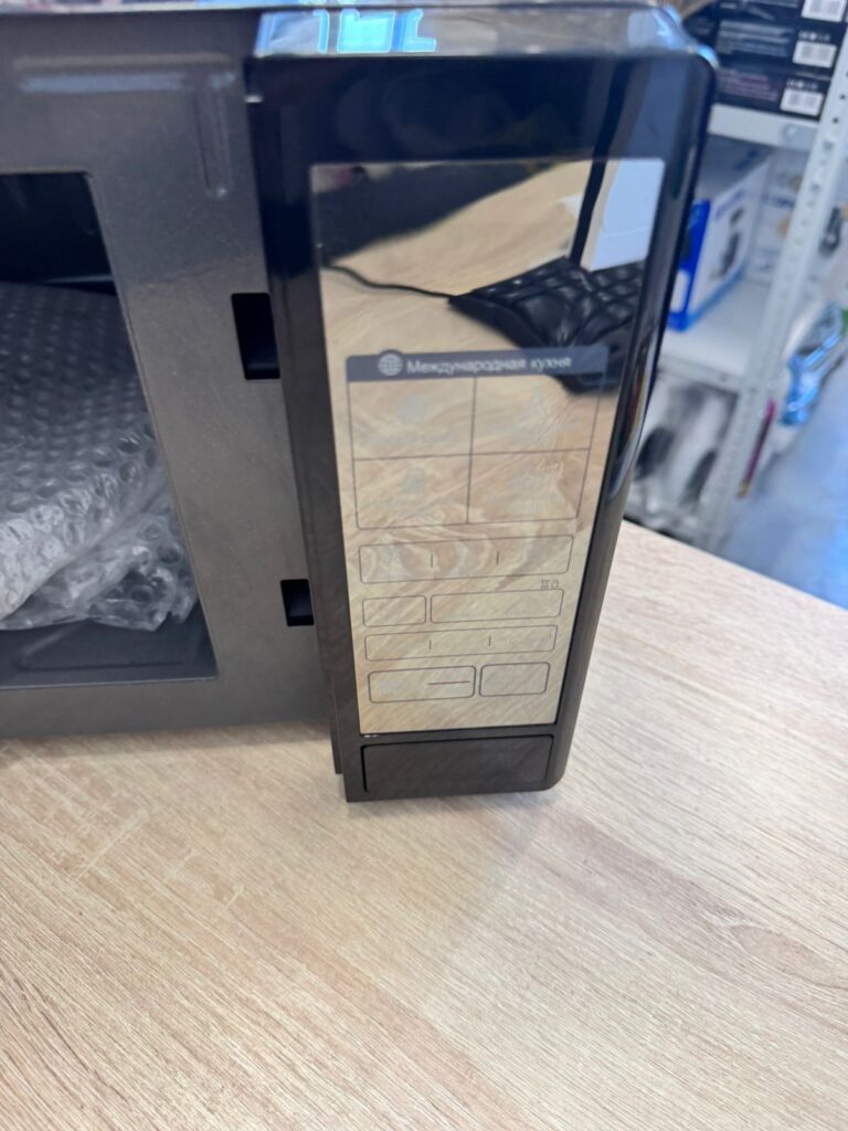 Микроволновая печь LG MS2042DARB