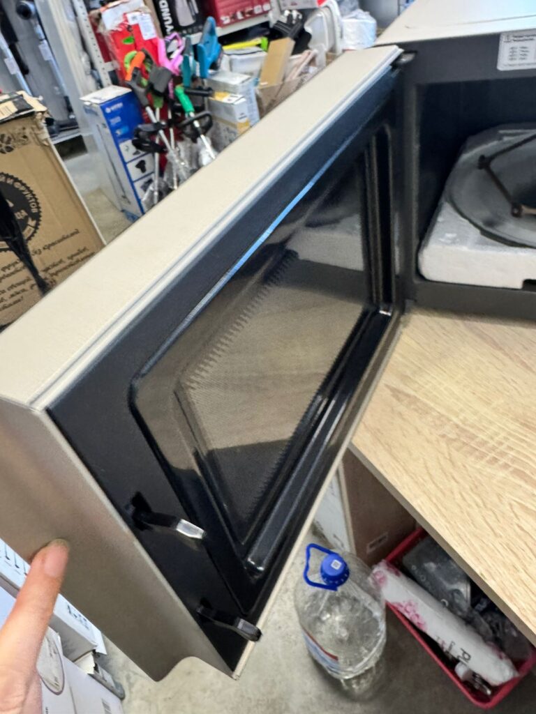 Микроволновая печь LG NeoChef MS2535GISH