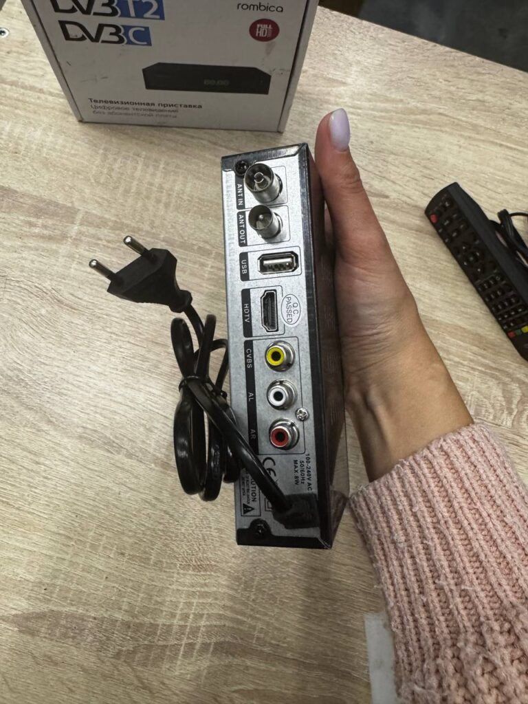 Цифровой эфирный приемник Rombica Cinema TV v05 (MPT-TV007)