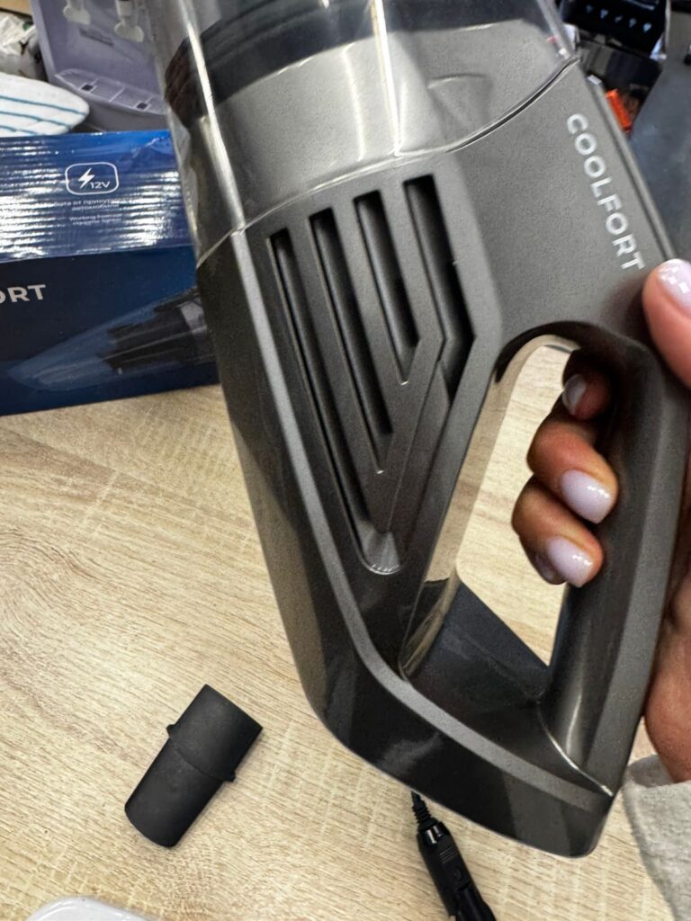 Автомобильный пылесос Coolfort СF-3051