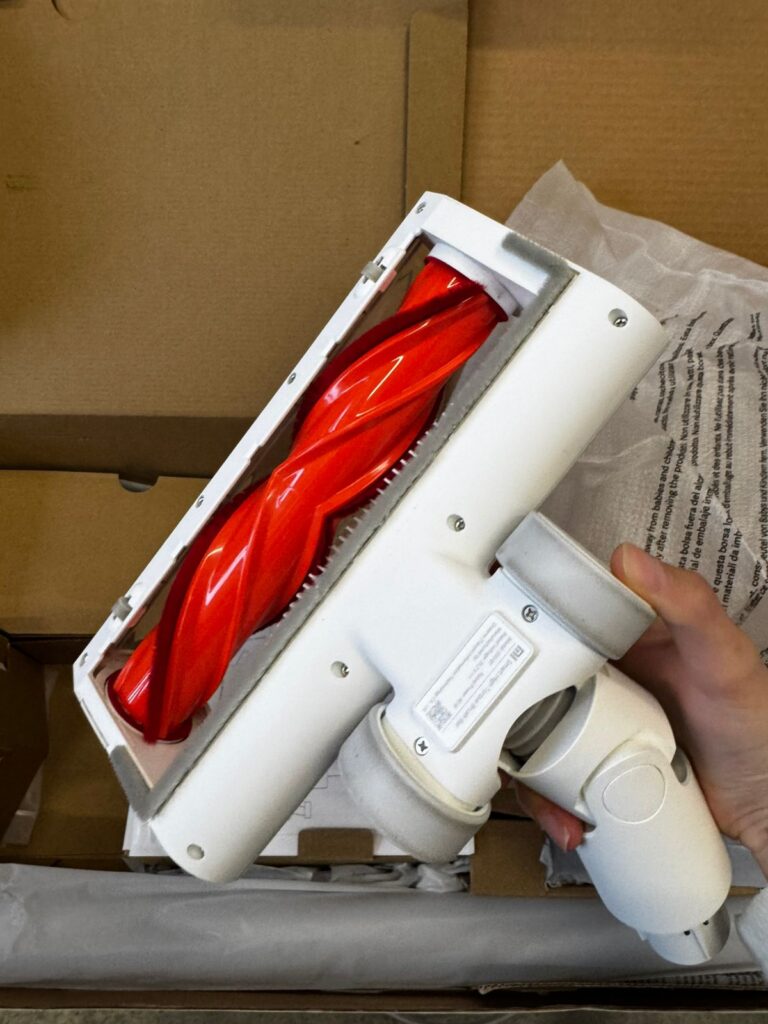 Пылесос вертикальный Xiaomi Mi Vacuum Cleaner G10 белый