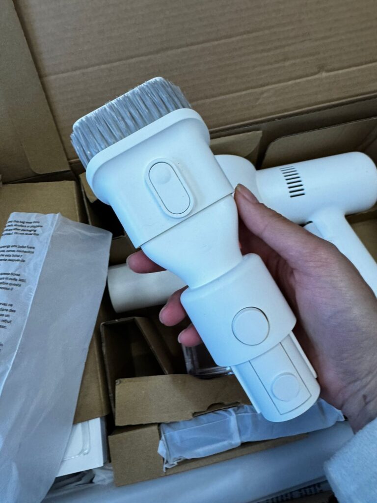 Пылесос вертикальный Xiaomi Mi Vacuum Cleaner G10 белый