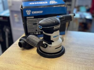 Шлифмашинка эксцентриковая DEKO DKG550