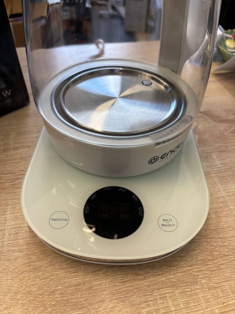 Электрический чайник Endever KR 335G