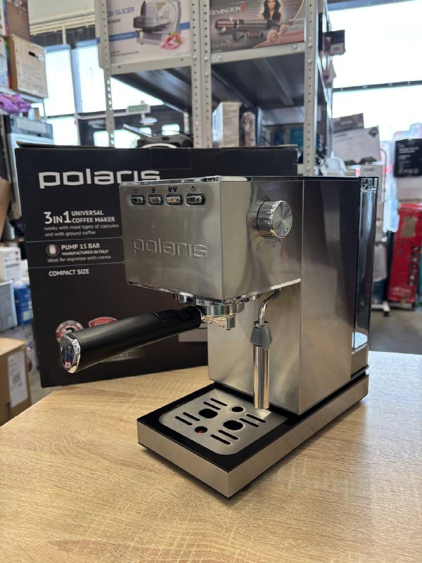 Рожковая кофеварка Polaris PCM 1542E