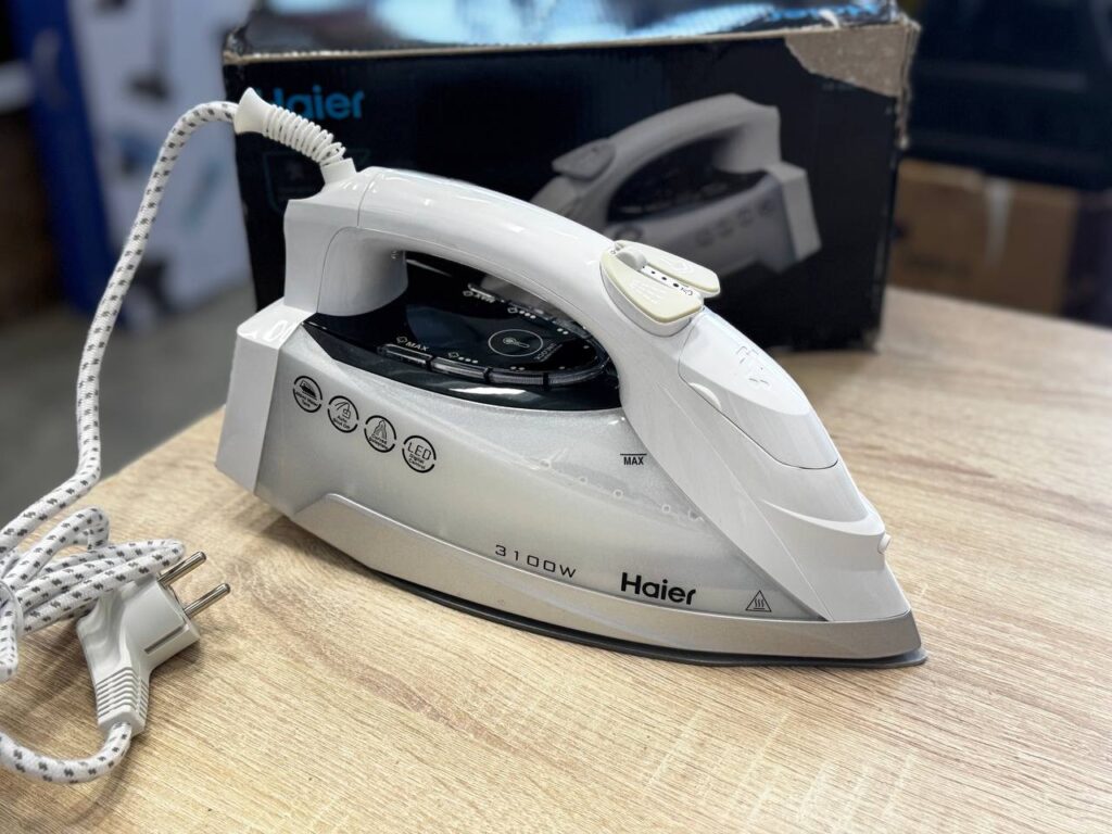 Утюг Haier HI-600