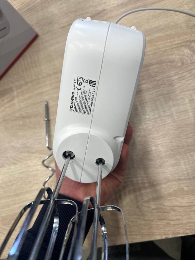 Миксер Starwind SHM 311