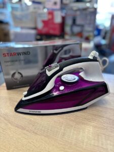 Утюг STARWIND SIR7927