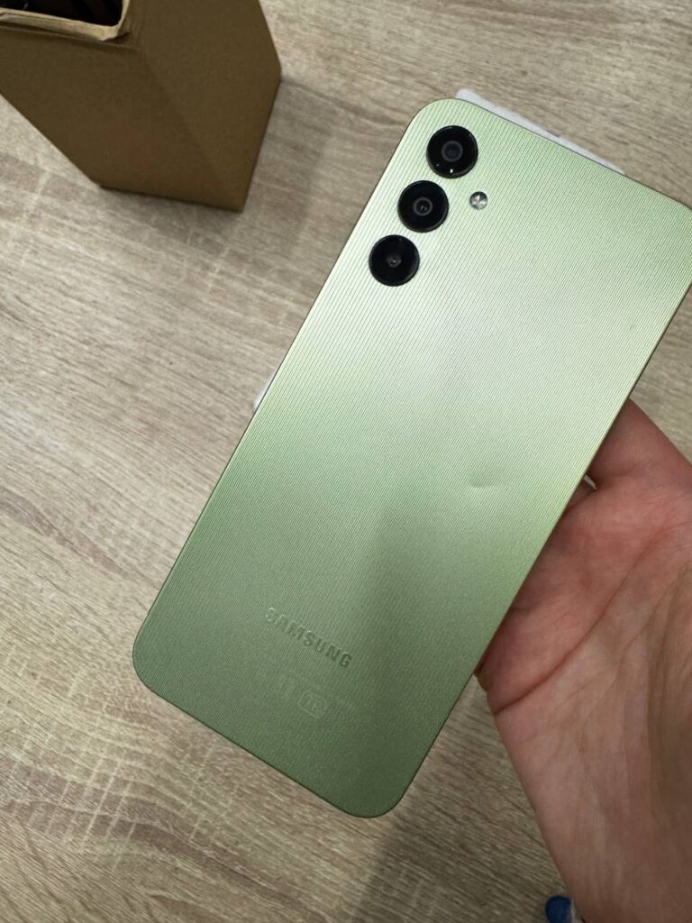 Смартфон Samsung Galaxy A14 4/128GB Green