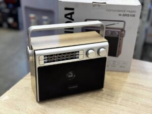 Радиоприемник Hyundai H-SRS105