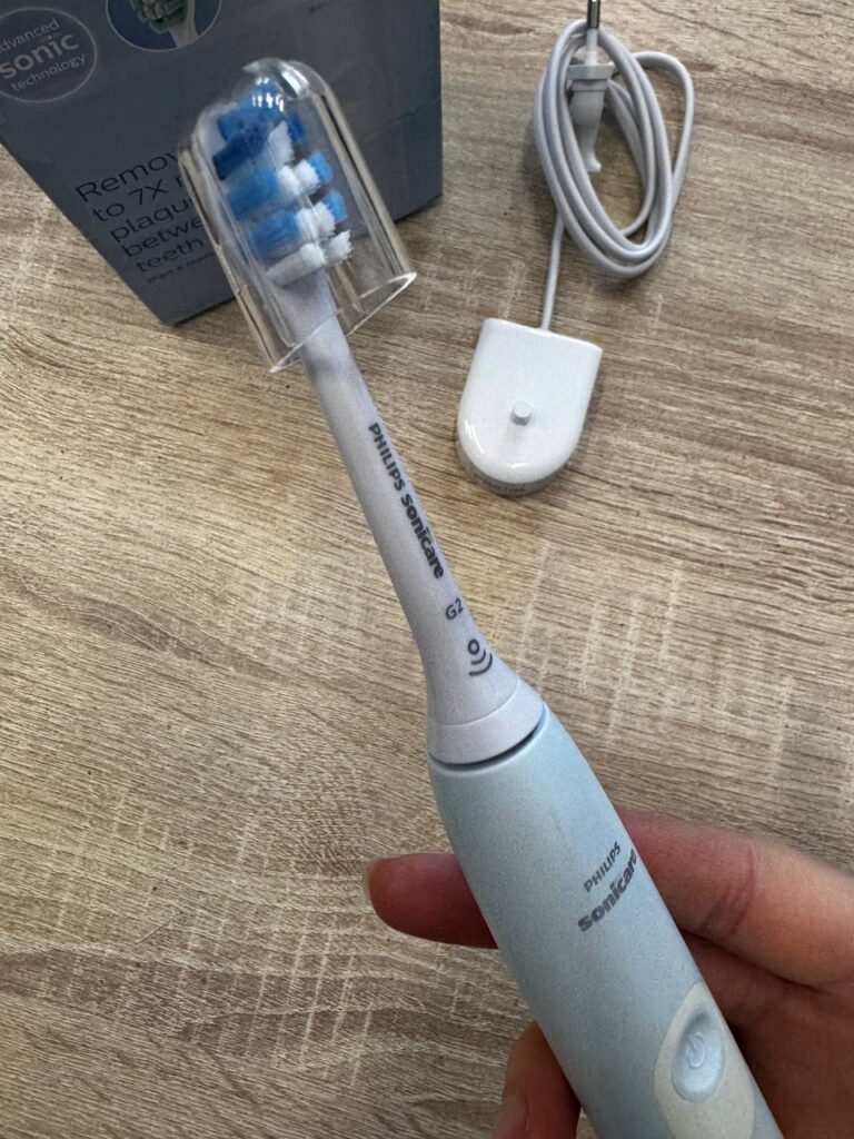 Электрическая зубная щетка Philips Sonicare ProtectiveClean HX6803/04