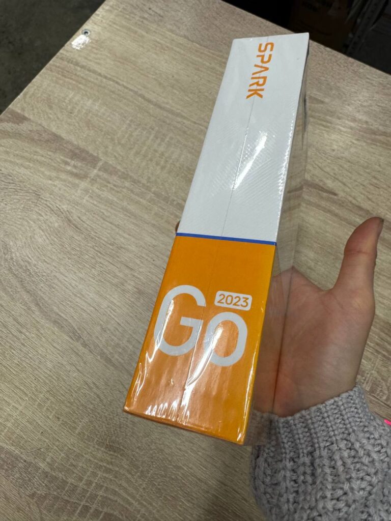 Смартфон TECNO Spark GO 2023 (BF7N) 3/64GB Enless Black