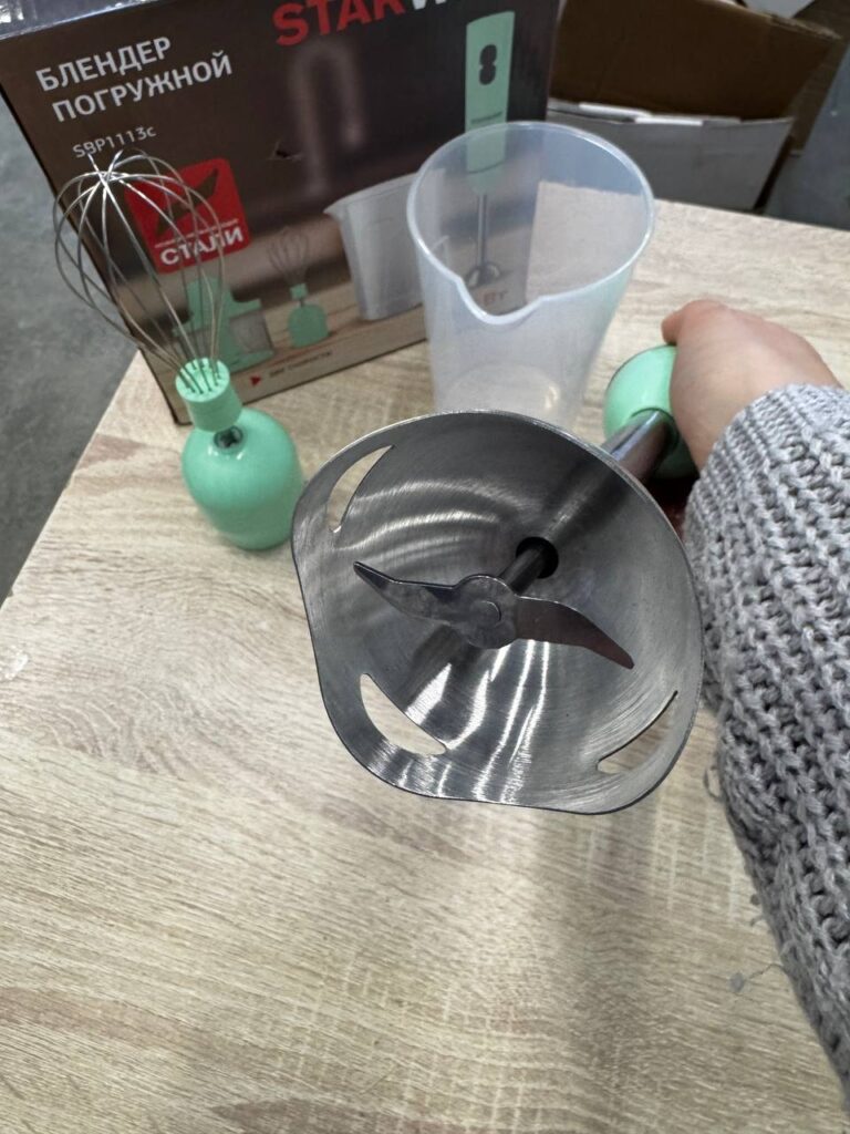 Блендер погружной Starwind SBP1113C 2