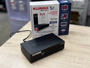 Цифровой телевизионный приемник LUMAX DV3201HD
